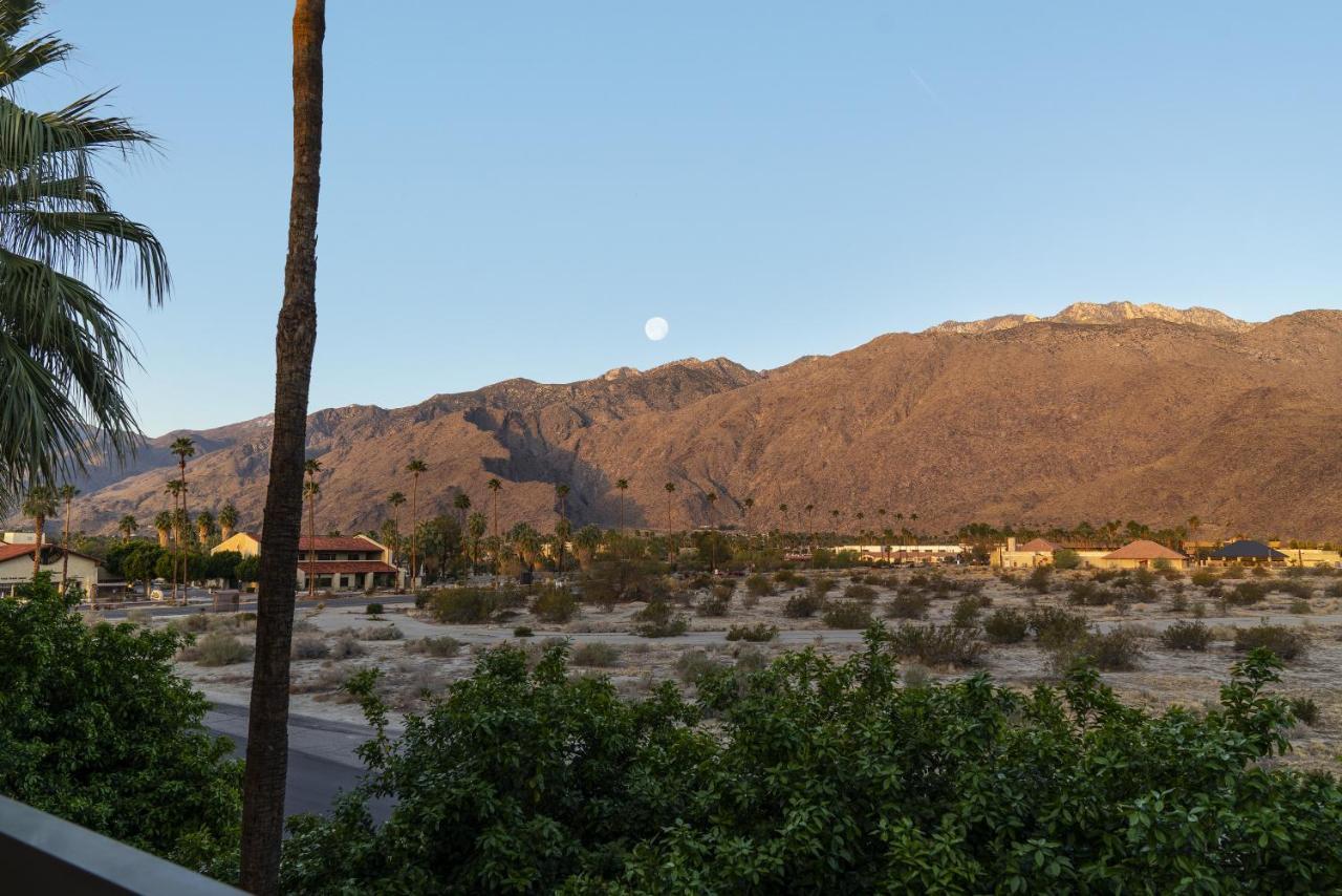 Courtyard By Marriott Palm Springs Hotel Exterior foto